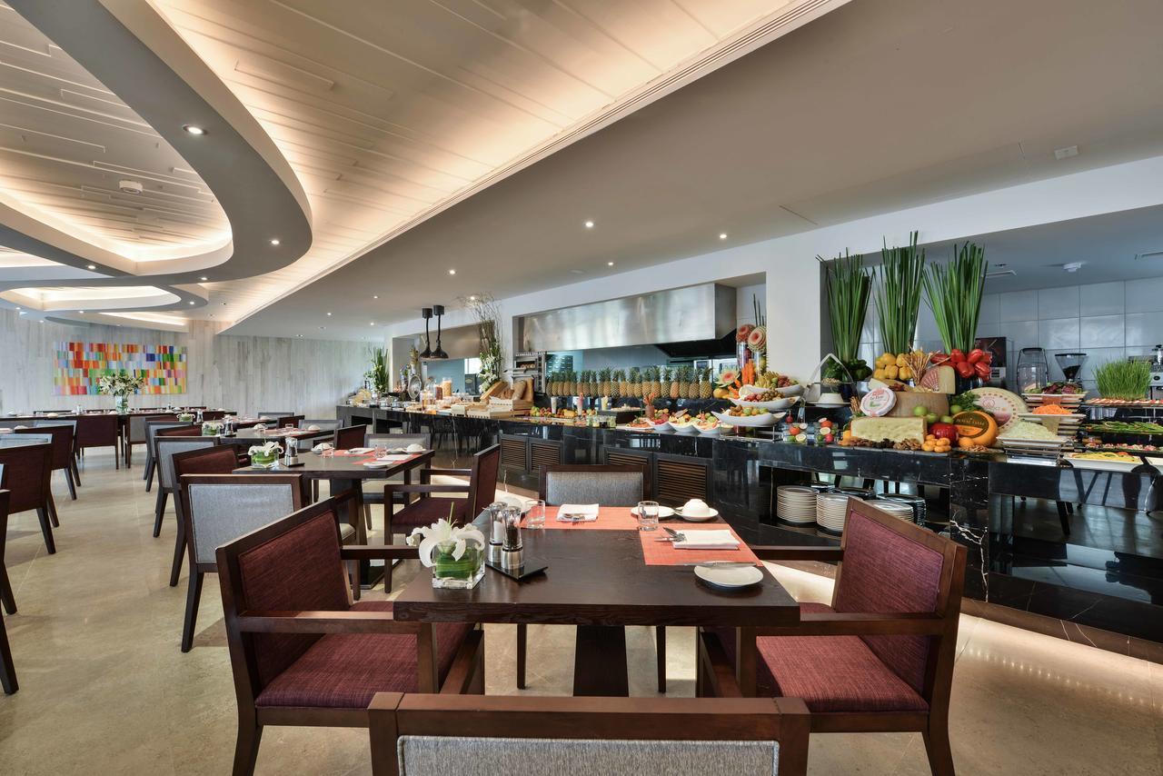 Dream Phuket Hotel & Spa Экстерьер фото