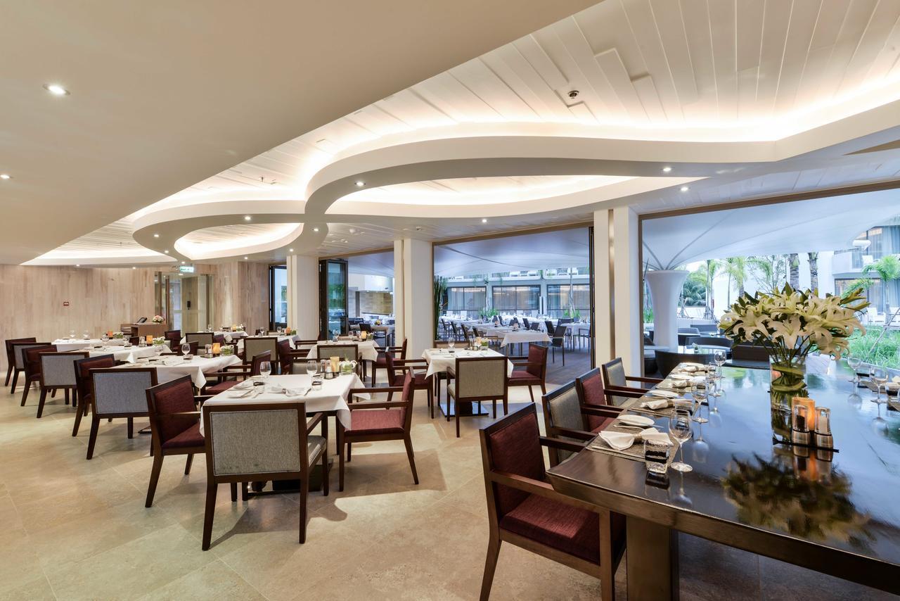 Dream Phuket Hotel & Spa Экстерьер фото