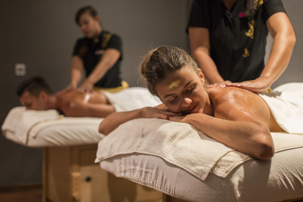Dream Phuket Hotel & Spa Экстерьер фото