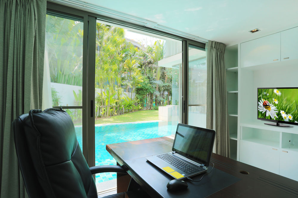 Dream Phuket Hotel & Spa Экстерьер фото