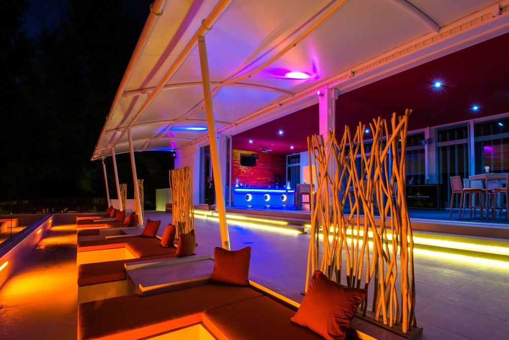 Dream Phuket Hotel & Spa Экстерьер фото